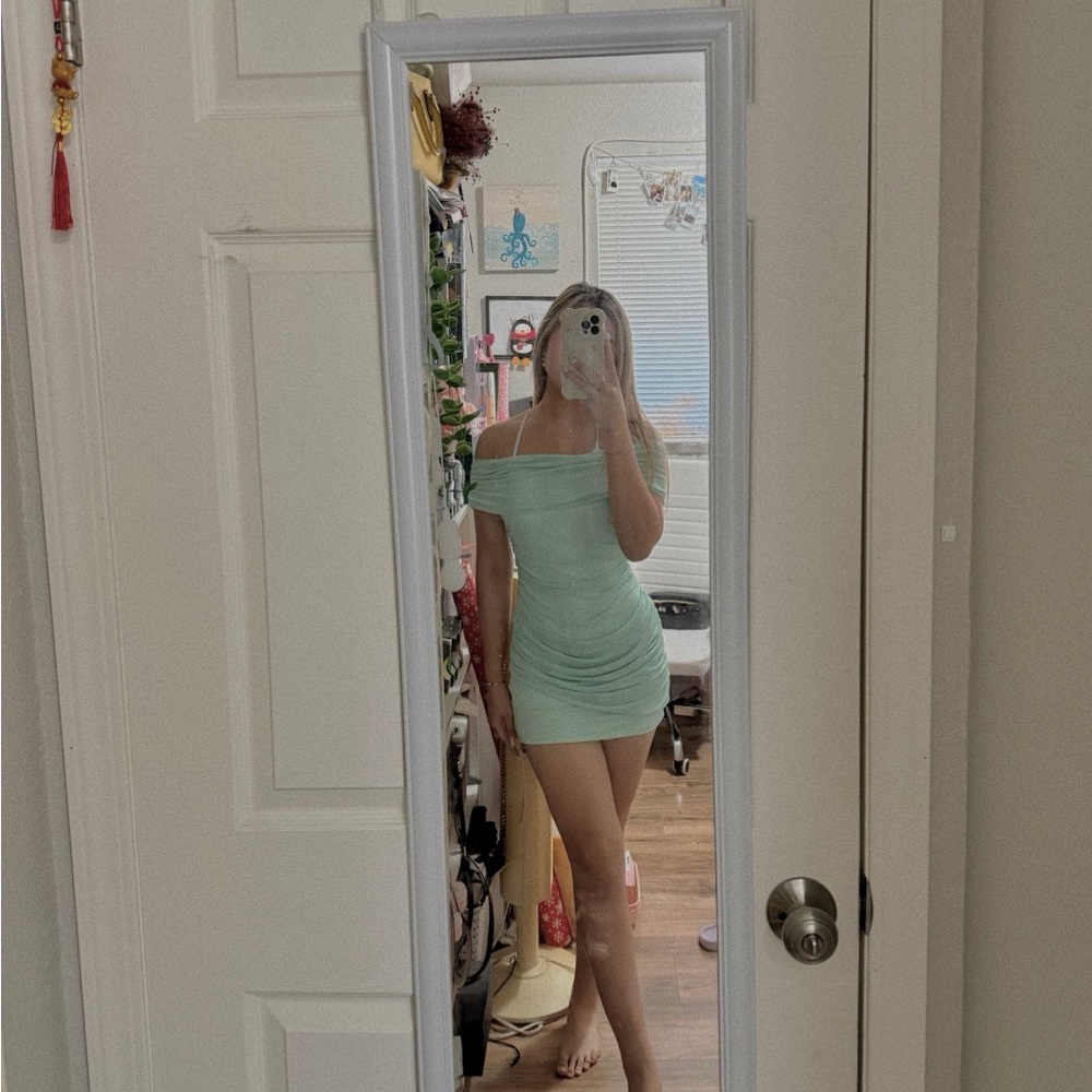 SHEIN Mint Green Off-Shoulder Mini Dress
